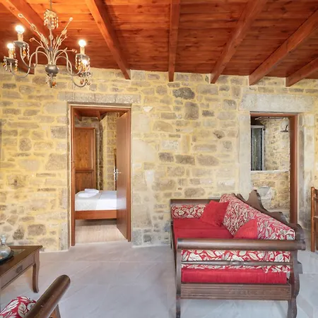 Draganigo Luxury Stone Houses 40 Min From Matala Ano Moulia Room photo
