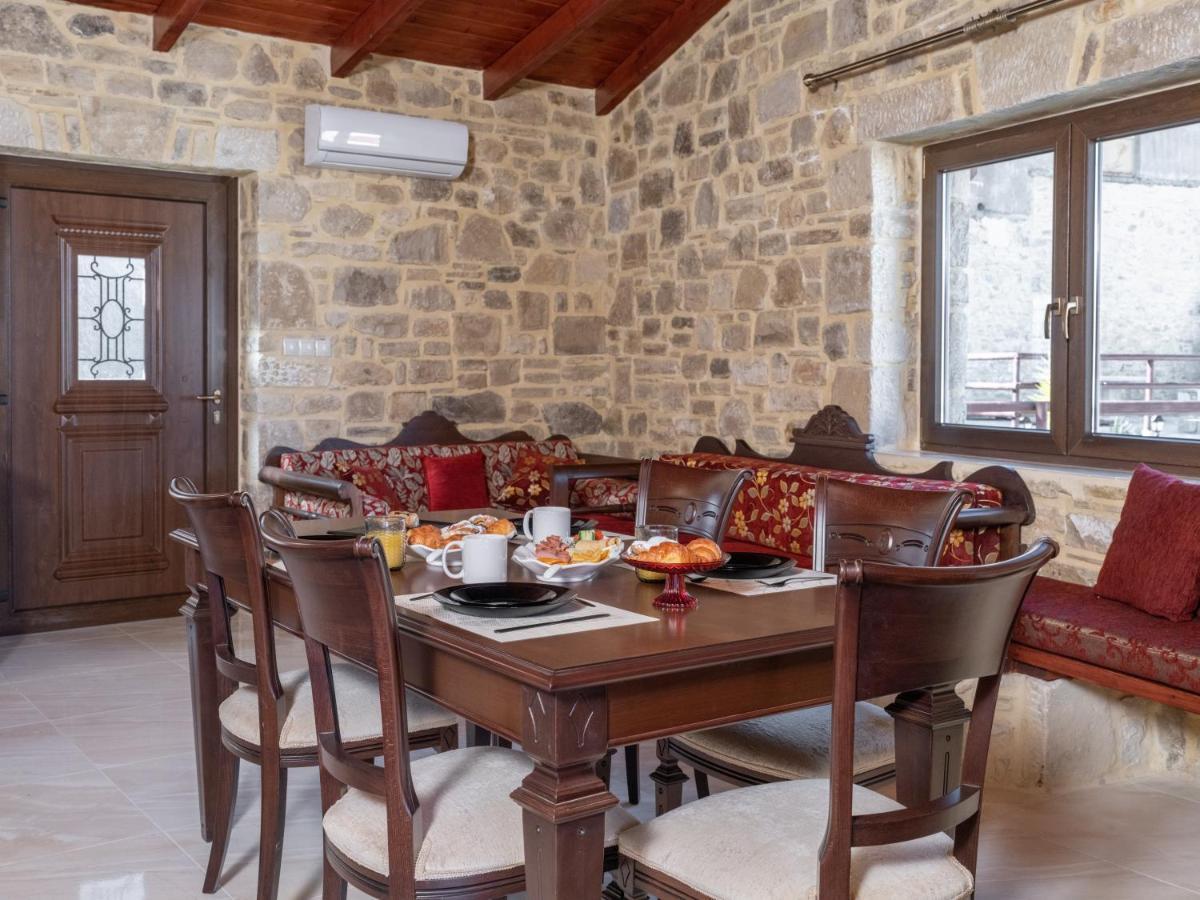 Vila Draganigo Luxury Stone 40 Min From Matala Ano Moulia